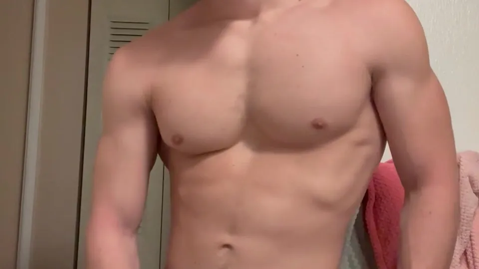Pretty boy Alpha strips as he poppers you up - ThisVid.com