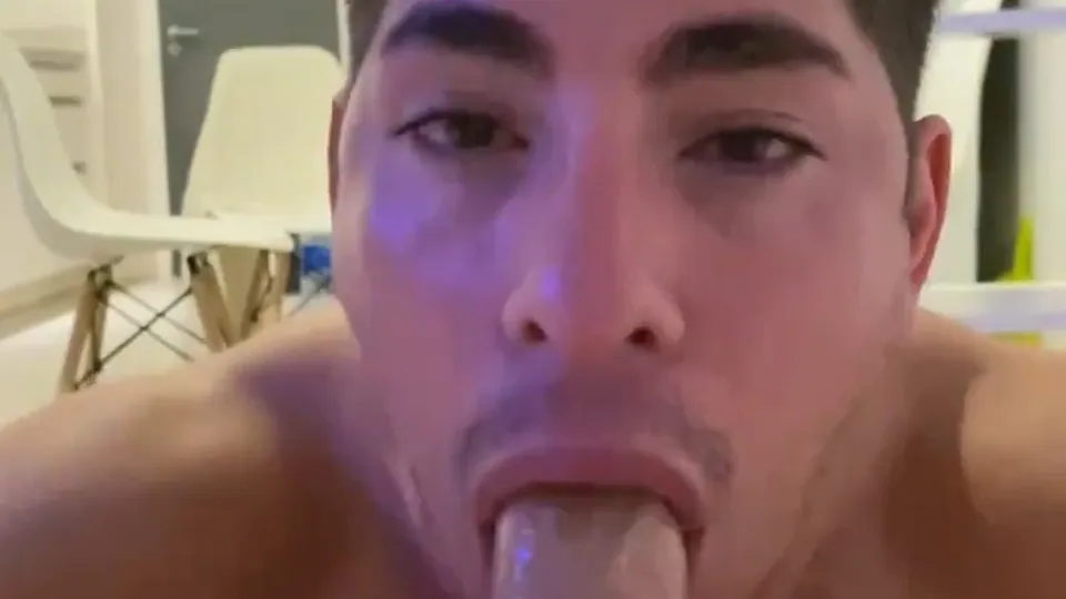 Pretty boy takes daddy's load - ThisVid.com