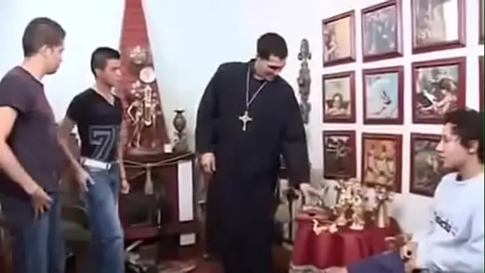 Priest gives HARD to altar servers / Priest fucks altar boys