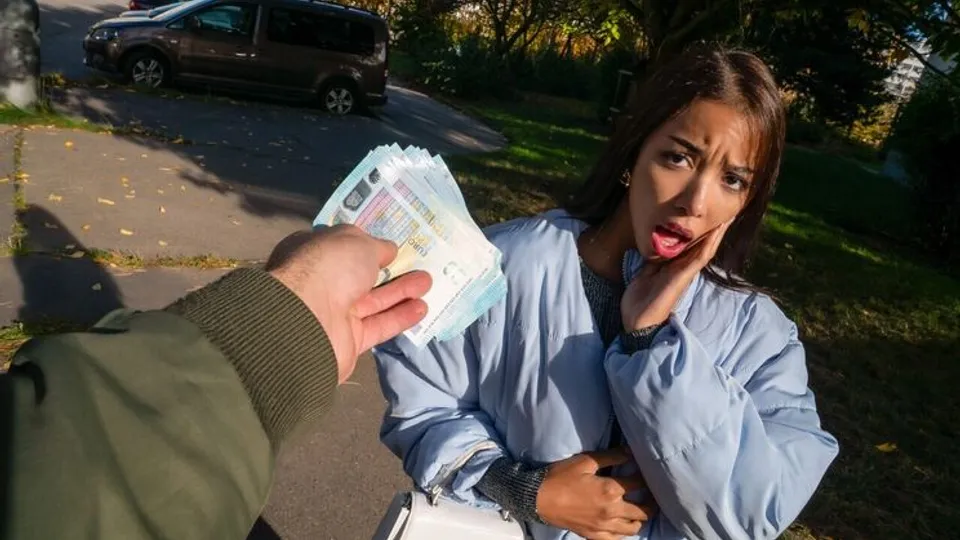 Public Agent - Martin GunLia Lin - My Ass is Better TBH 