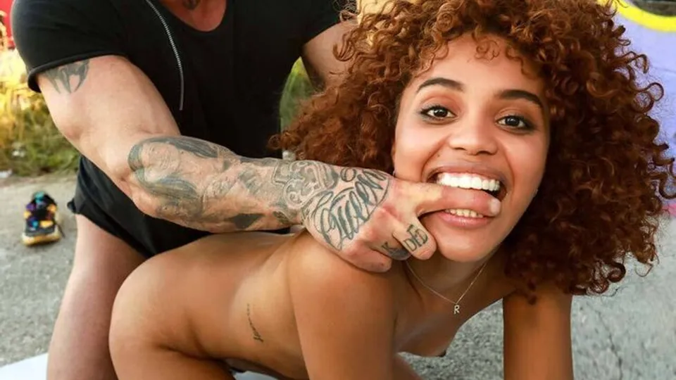 Public Bang - Emilio ArdanaSelva Lapiedra - Anal on the Longboard 