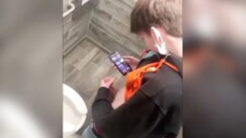 public bathroom spycams2-5cams