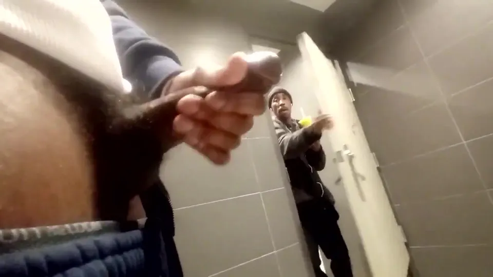 Public bathroom stall unlocked (cum) - ThisVid.com