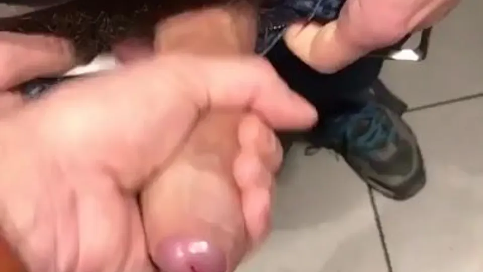 Public restroom play - video 2 - ThisVid.com