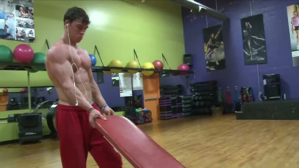 Tim K's Muscle Pumping Photoshoot