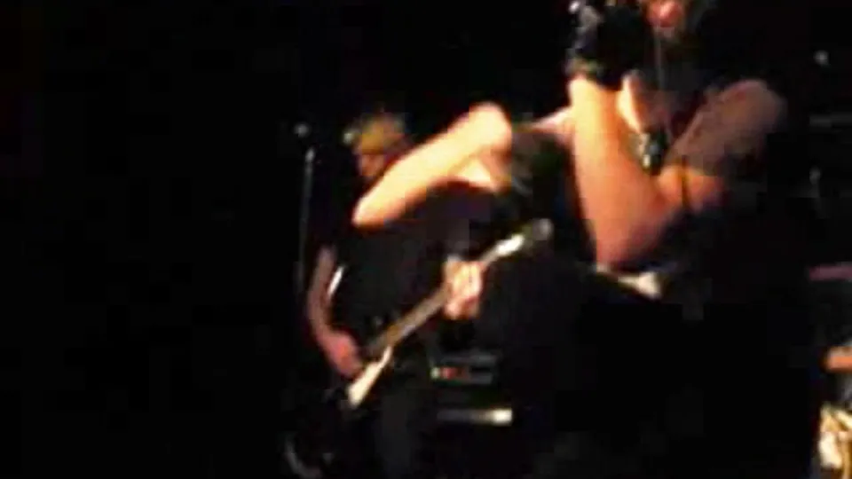 Punk Rock Band Singer jerks off Fan - ThisVid.com