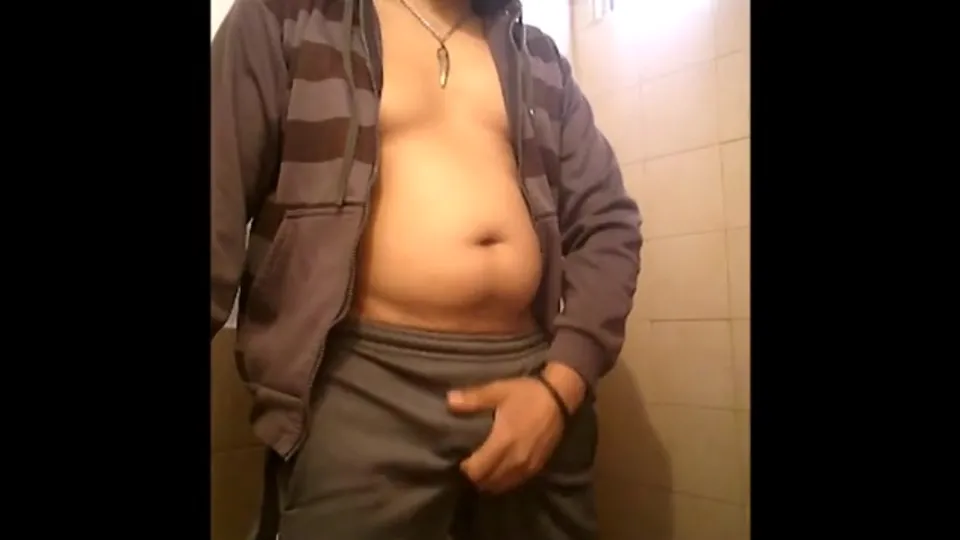 Quick cum in the bathroom - ThisVid.com