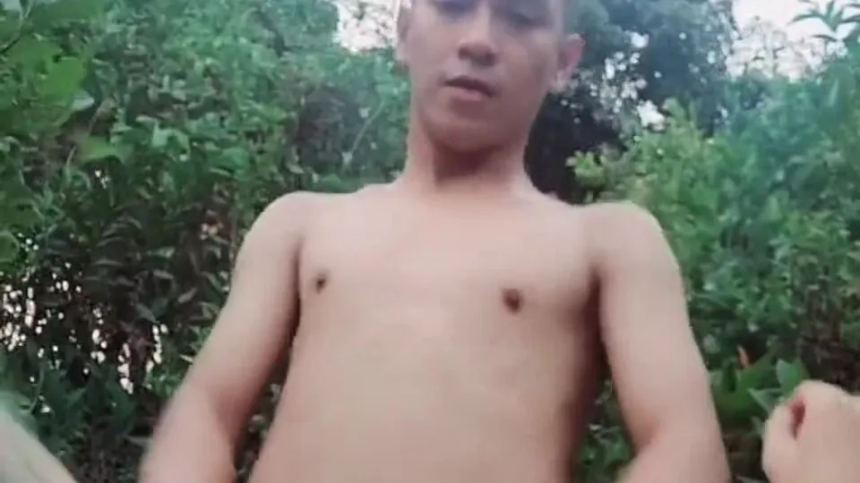 Quick teen fuck outside