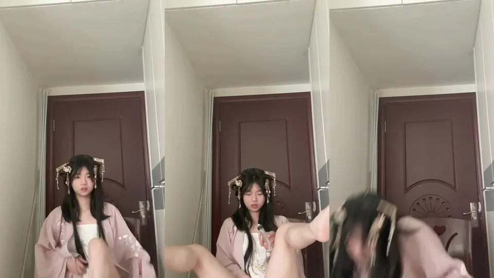 Rabbit tooth girl in Hanfu rides dildo and plays with vibrator  