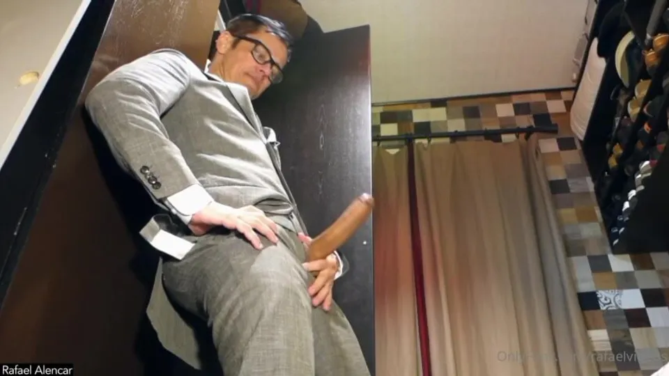 Rafael - video 6 - ThisVid.com