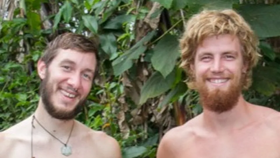 Raine and Kiefer's Island Pissing Session