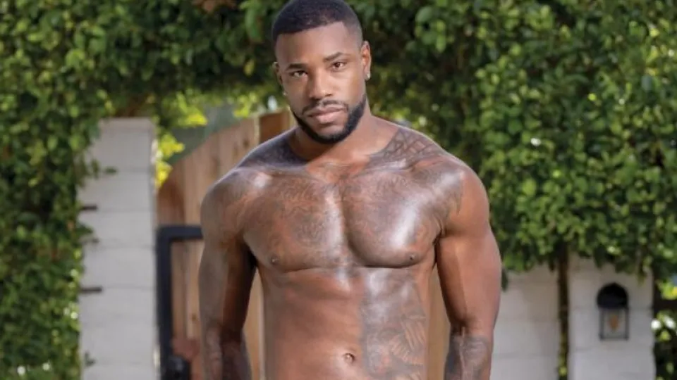 Reign and Grant Ducati in Intimate Encounter