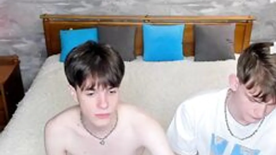 Raven Hottie in Twink House