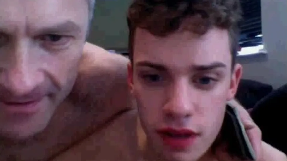 Real Dad and Son on Cam - ThisVid.com