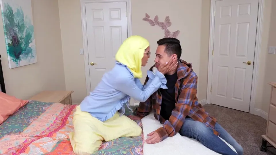 Rebel Hijabi Virgin First Blowjob