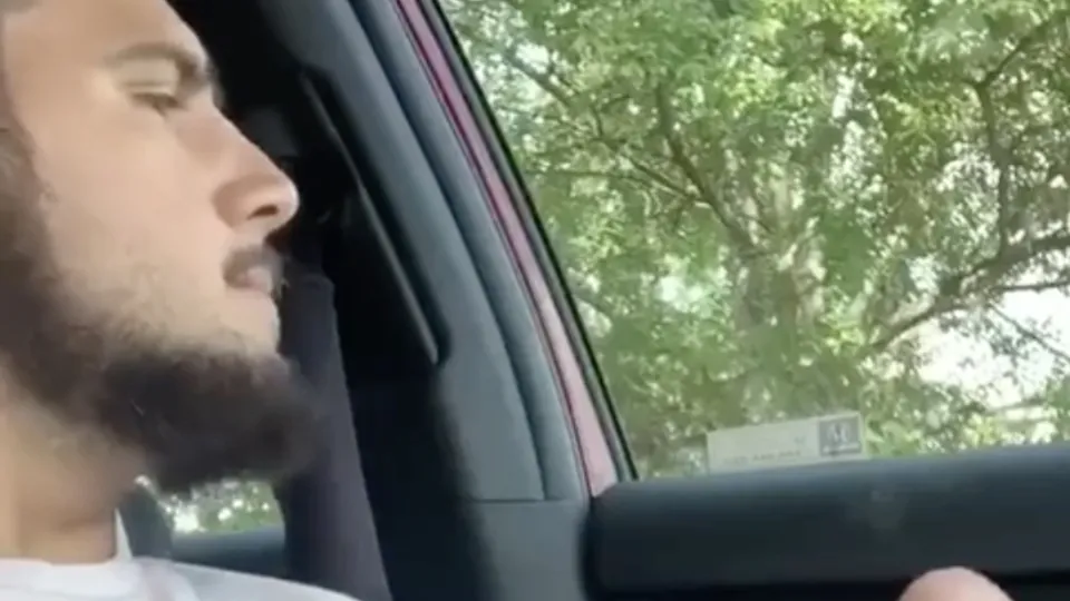 Redneck jerking his dick off in his car and cumming - ThisVid.com