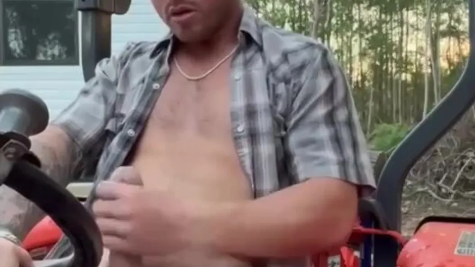 Redneck jerking it on the tractor & cummin (longer ver) - ThisVid.com