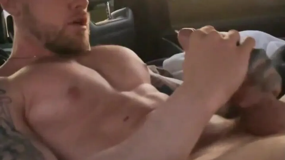Redneck jerks in his truck & cums all over his face - ThisVid.com