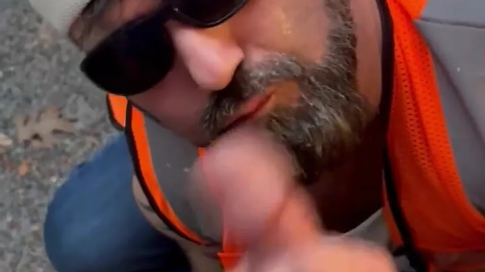 Redneck Trade Sucking Coworker - ThisVid.com