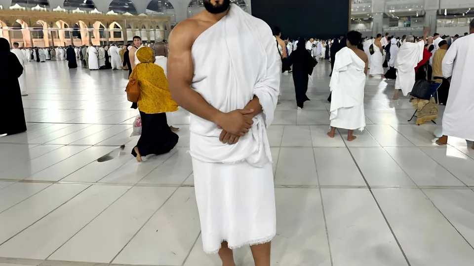 Religious Arab Gay Pornstar Has Double Life - ThisVid.com