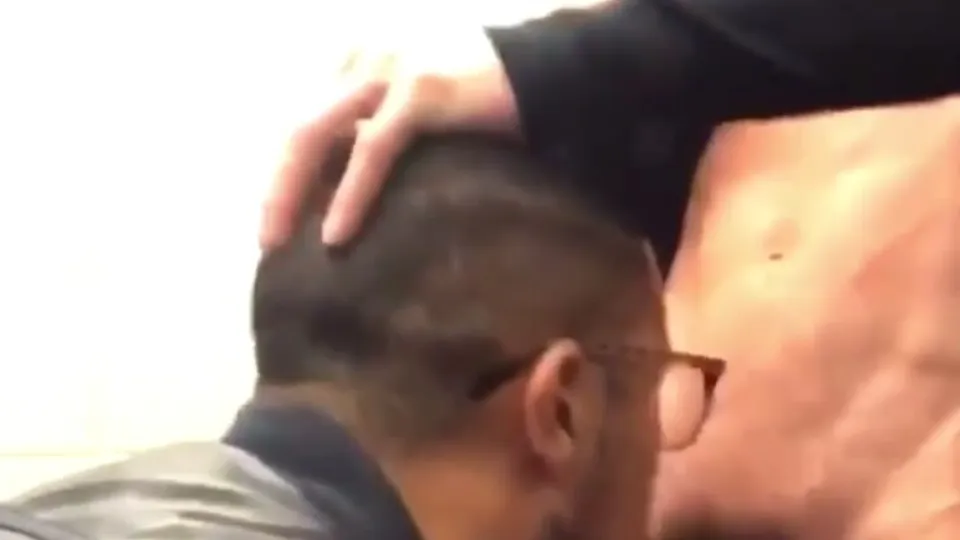 Restroom Blowjob - ThisVid.com