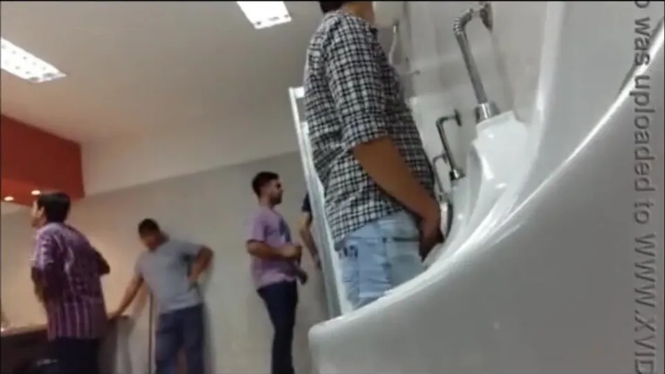 Restroom Spy: Urinal Pissing