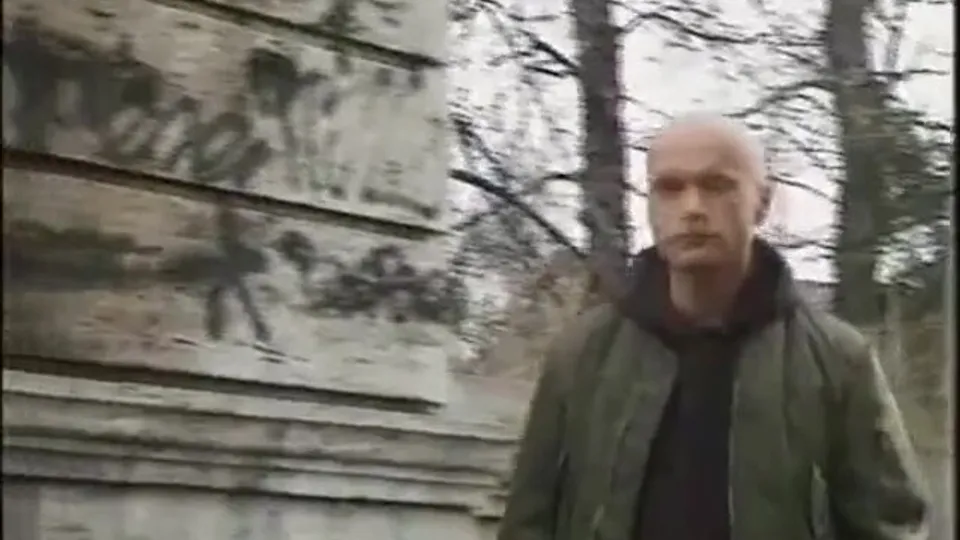 Retro - Berlin skin and punk adventues (1990s) - ThisVid.com