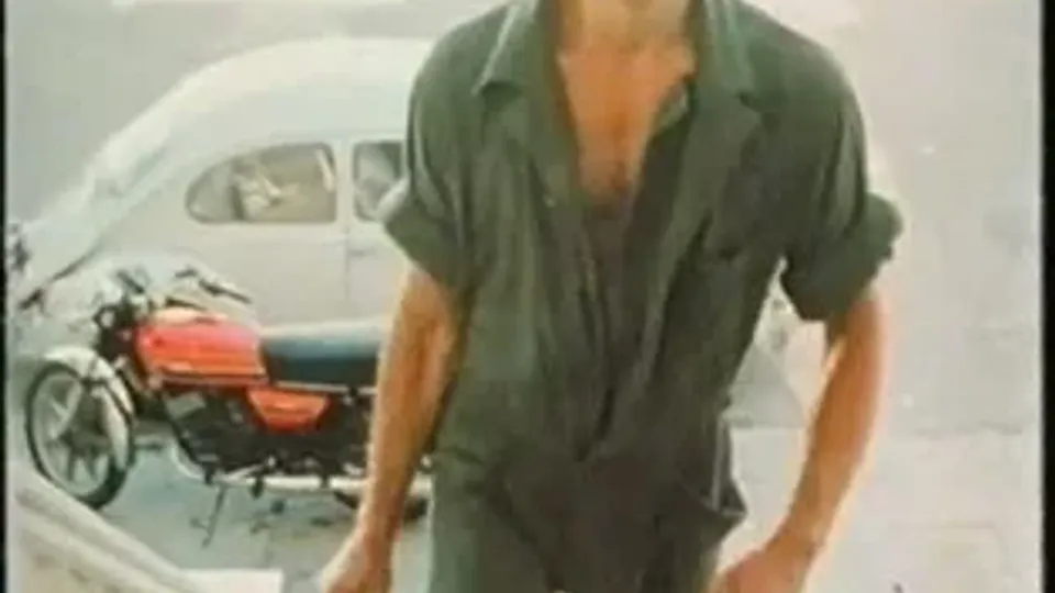 Eski Adamlar: Retro Tarz ve Şarm