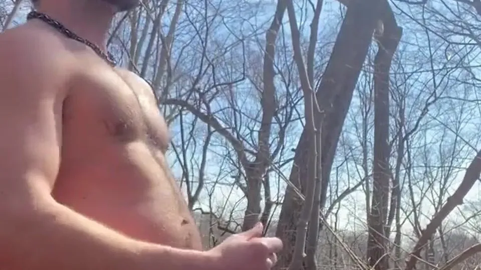 Risky wanking 014