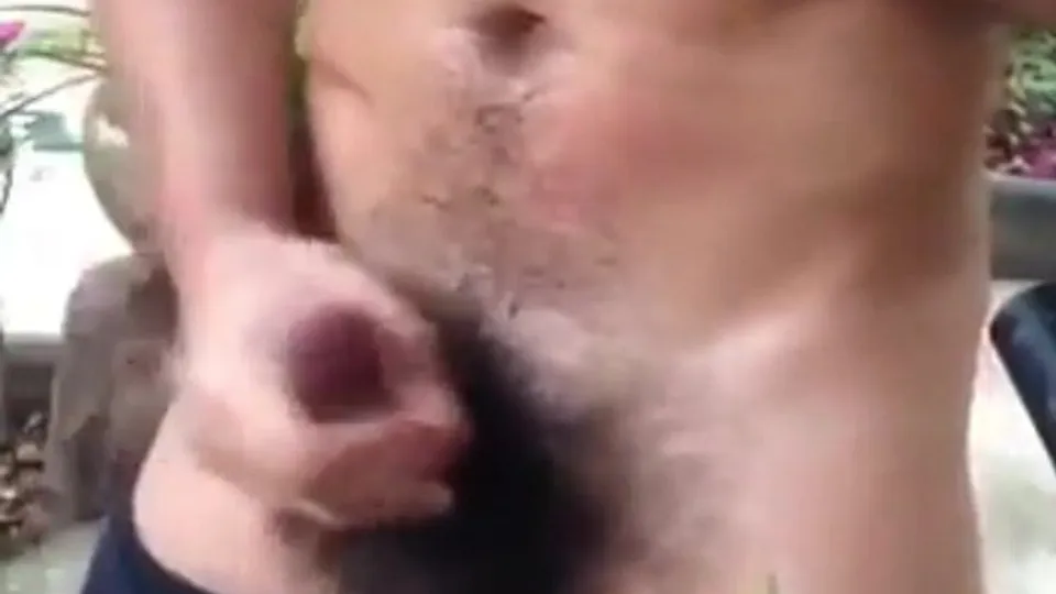 Risky wanking 055