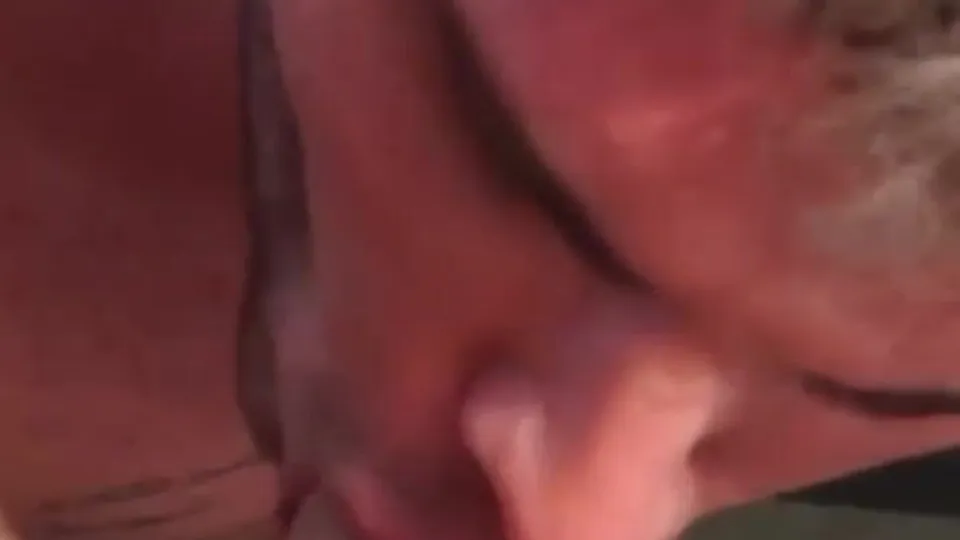 Dachterrassen-Blowjob
