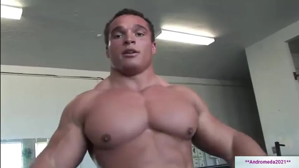 Roelly Photo Shoot-Part 1 - ThisVid.com