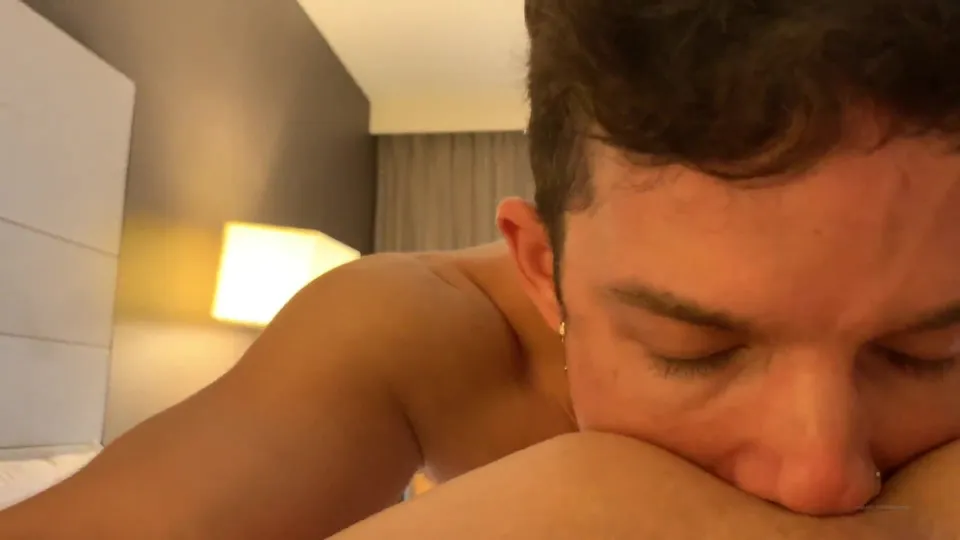 Roman Todd and Nic Sahara bang