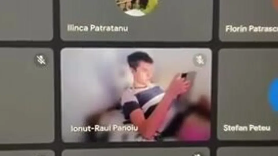 Romanian boy Caught jerking on zoom class - ThisVid.com