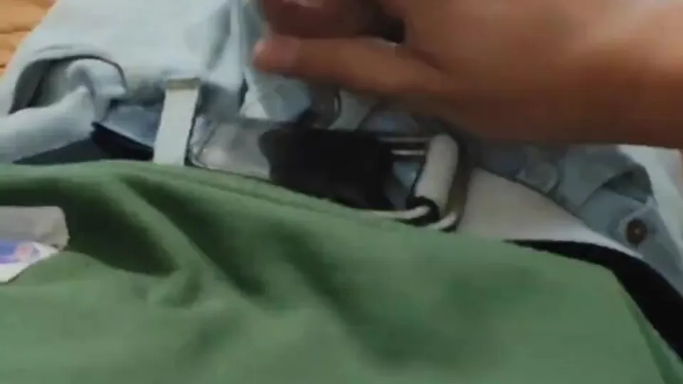 Roommate drunk & passed out so I pulled out his boner - ThisVid.com