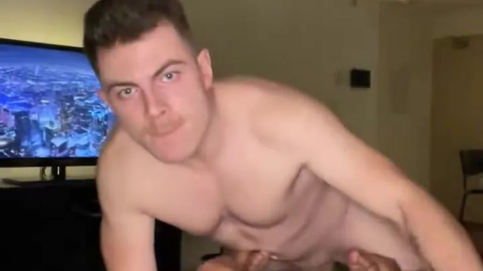Rough fucking his Asian boyfriend - ThisVid.com