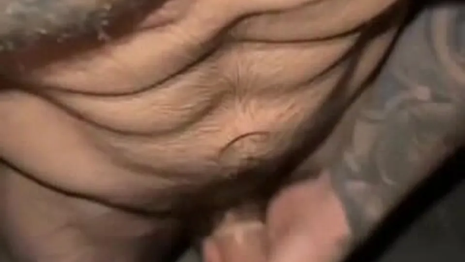Rubbing off and cumming in my condom – Jake Andrich (Jakipz)