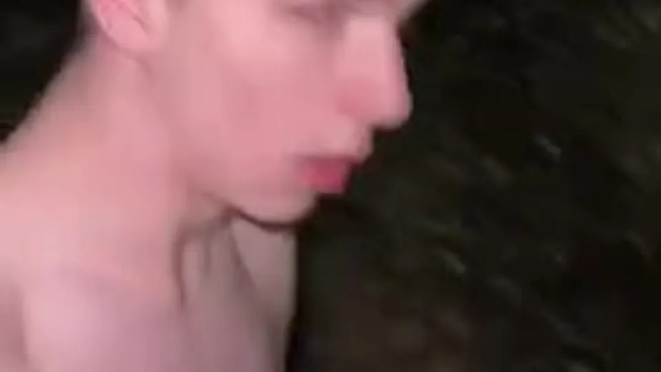 Russian Goon Out in Public - ThisVid.com
