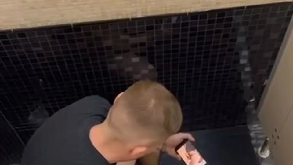 Russian spy wc toilet straight wank porn - ThisVid.com