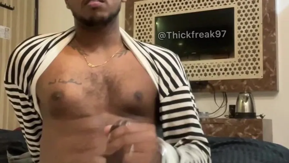 S09A06 - India guy