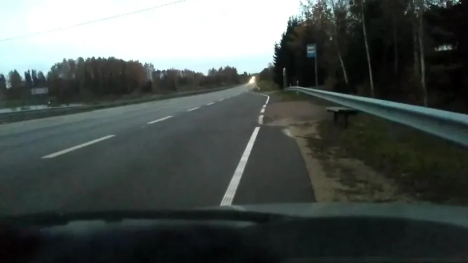 S12A07 - Jerk off at road 2