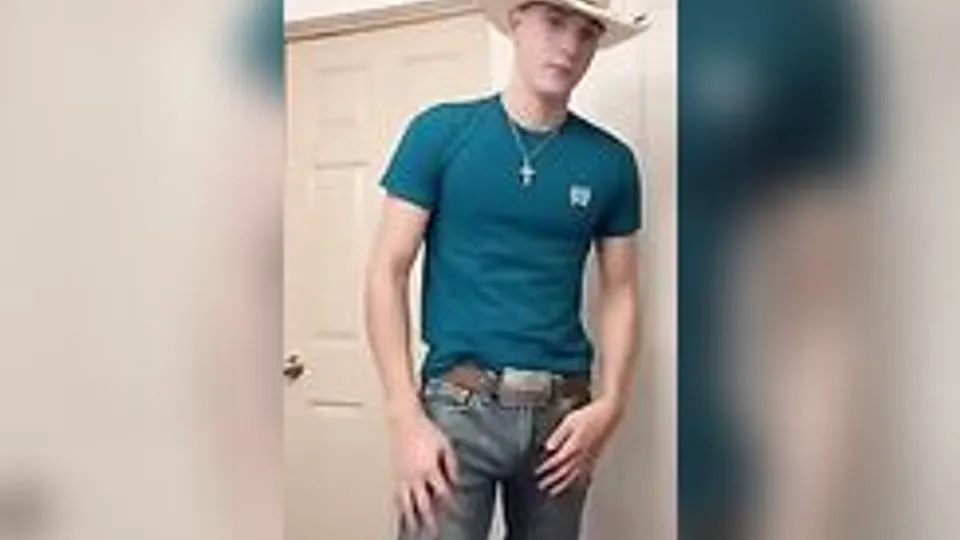 Sabian: cute str8 cowboy wanking