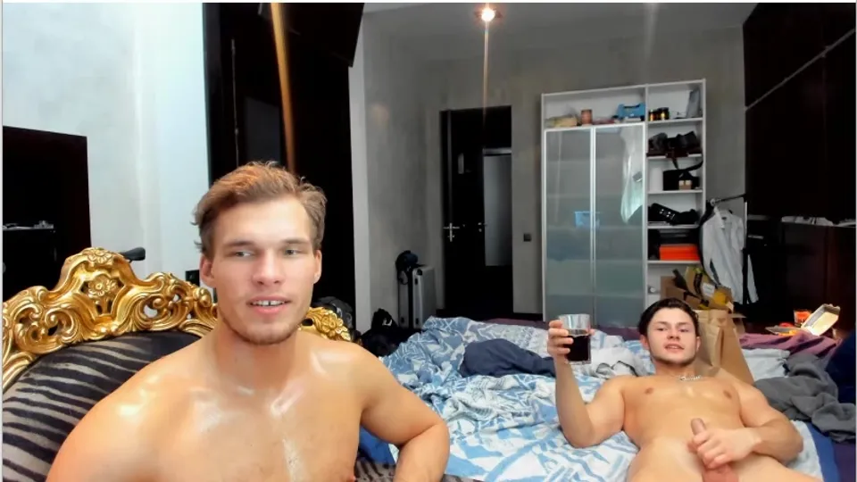 Straight Friends Get Intimate