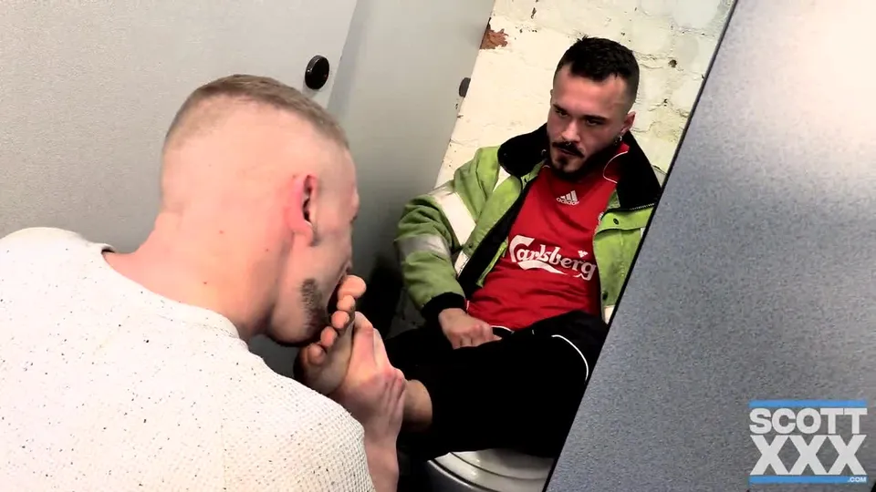 Danny Boss & Zac Johnson: Tradie Encounter