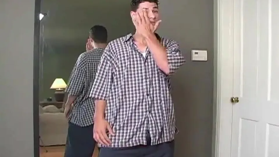 Athletic Guy's Gay Screen Test