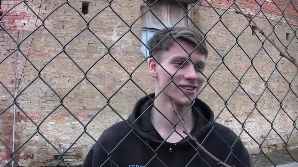 Süße verrückte Typen filmen sich gegenseitig bei Blowjob und grandiosem Arschfick bis zum riesigen Cumshot
