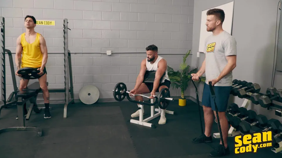 Gym Cruising: Jeremiah and Hayden