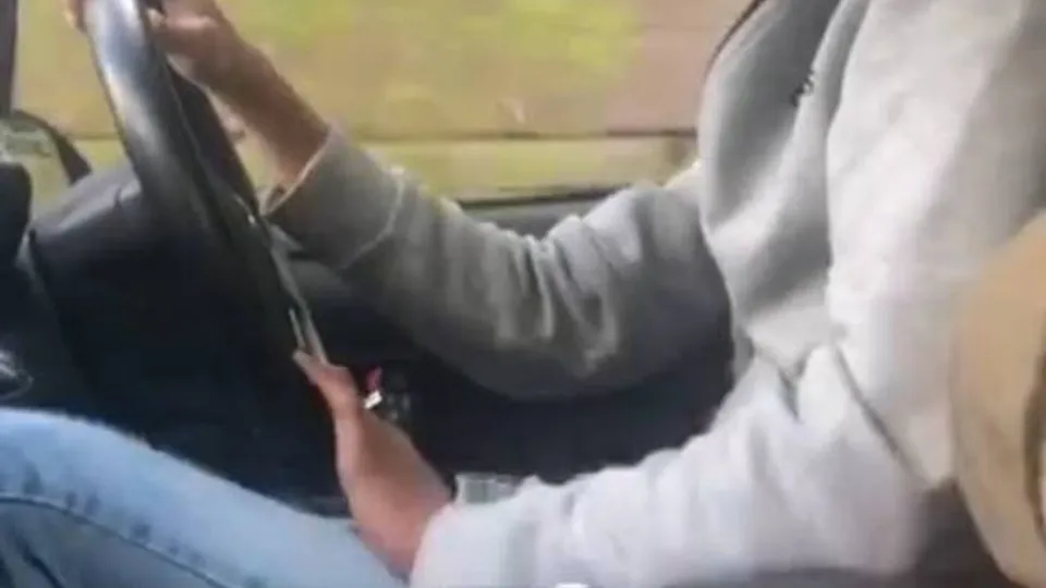 Seducing Uber Driver - ThisVid.com