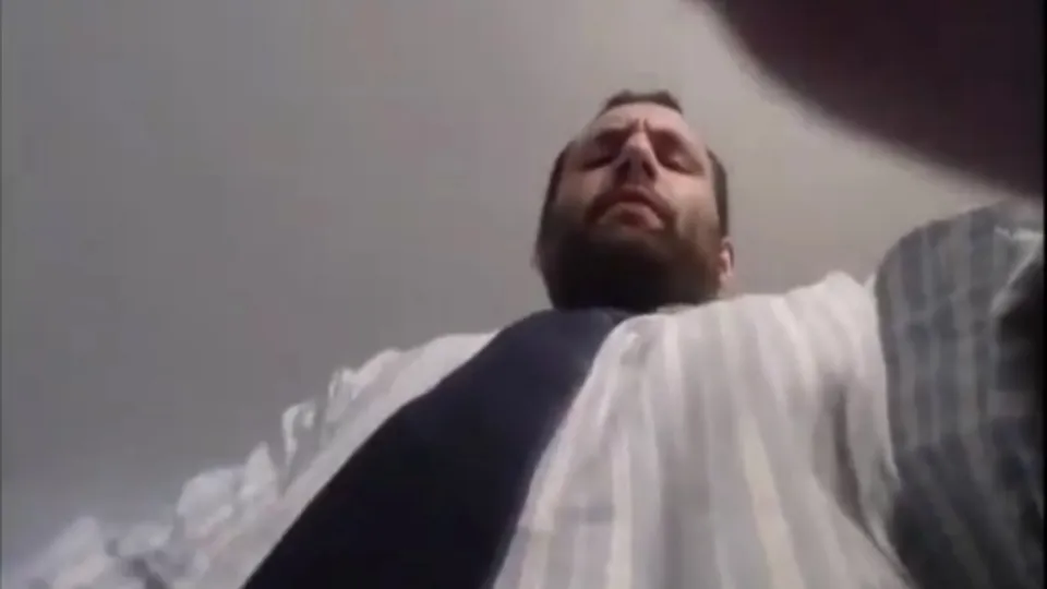 "See I knew you were a faggot" - ThisVid.com en anglais