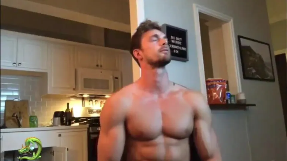 Seems a little hesitant - ThisVid.com